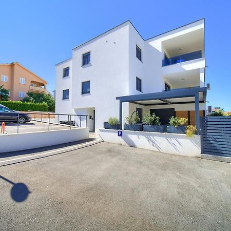 Apartments Nadica Deluxe Malinska Kültér fotó