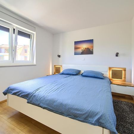 Apartments Nadica Deluxe Malinska Kültér fotó