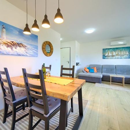 Apartments Nadica Deluxe Malinska Kültér fotó